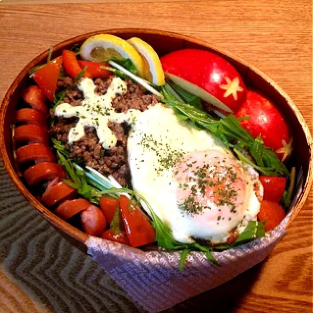 旦那さんお弁当☆ロコモコ風丼(*ﾟ艸ﾟ*)|さゆさん