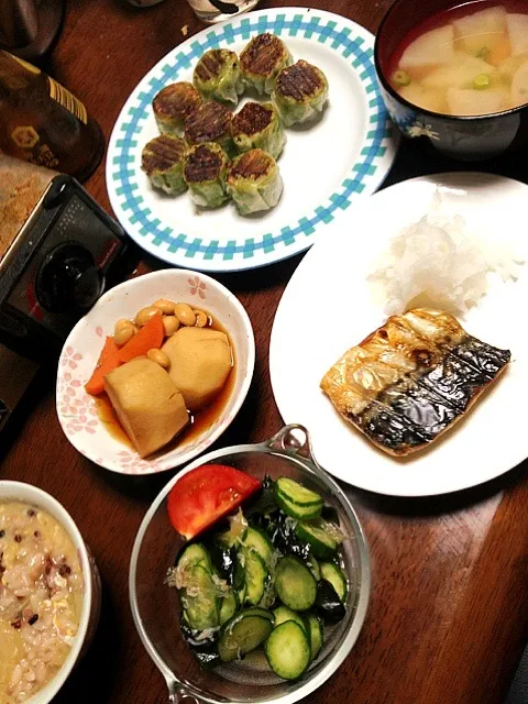 Snapdishの料理写真:里芋の煮物 塩鯖 レモン酢の酢の物 味噌汁 ご飯は昨日の出汁で雑炊|掛谷節子さん