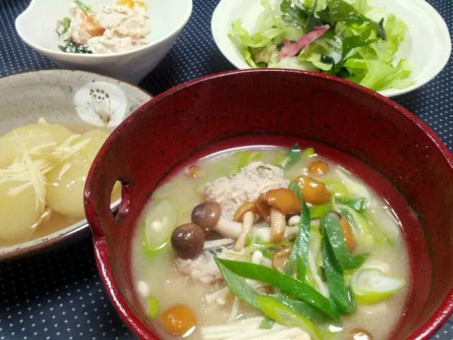 ふたりde鶏団子の味噌汁|まにまぁるさん