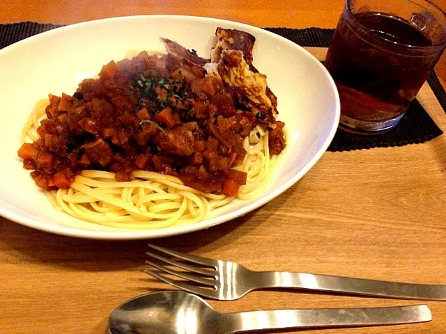 今日の晩飯は、トマトソースパスタwithチーズせんべい☆|SH_journeyさん