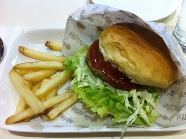 Gyoza Burger|Marielle Chingさん