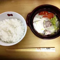 Snapdishの料理写真:豆乳たまごスープ鍋|あだにぃさん