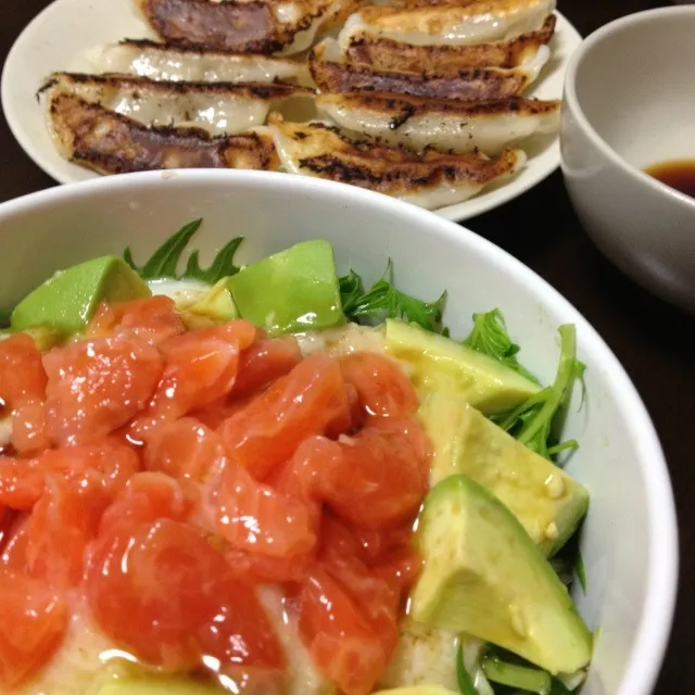 アボカドサーモン丼|まゆさん