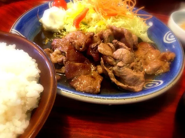 生姜焼き定食🐷|ナガマンさん