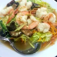 Snapdishの料理写真:Stir fried leek and prawns|ferdangoさん