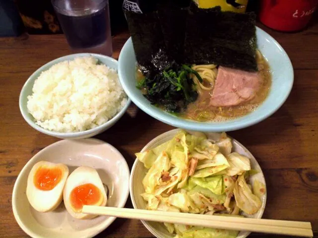 ラーメン|らっぴーさん