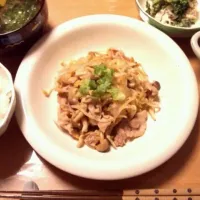 もやしと豚肉の炒めもの定食|ミズノ　タカコさん