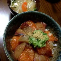 サーモンとハマチの漬け丼|ゆみかさん