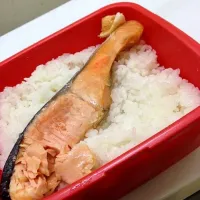 格安、これぞ男弁当（−＿−；）|けんたさん