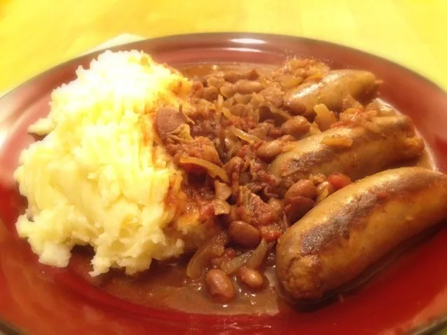 Sausage and Bean Casserole with Cheesy Mash|Steve Pountneyさん