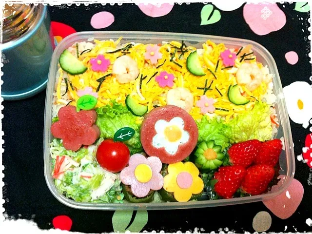 Snapdishの料理写真:今日の息子のお弁当2012/12/05|ミホさん