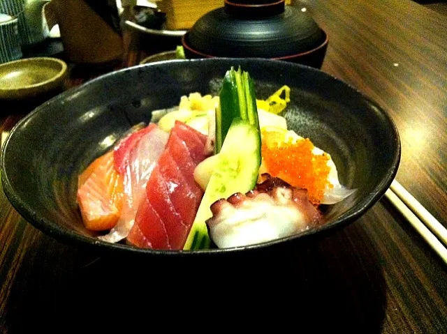 Snapdishの料理写真:Chirashi don|ccherさん