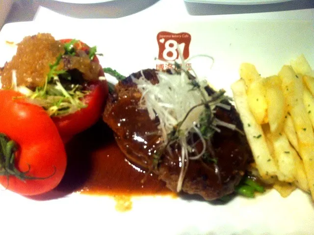 Bologne hamburger steak|skyblueさん