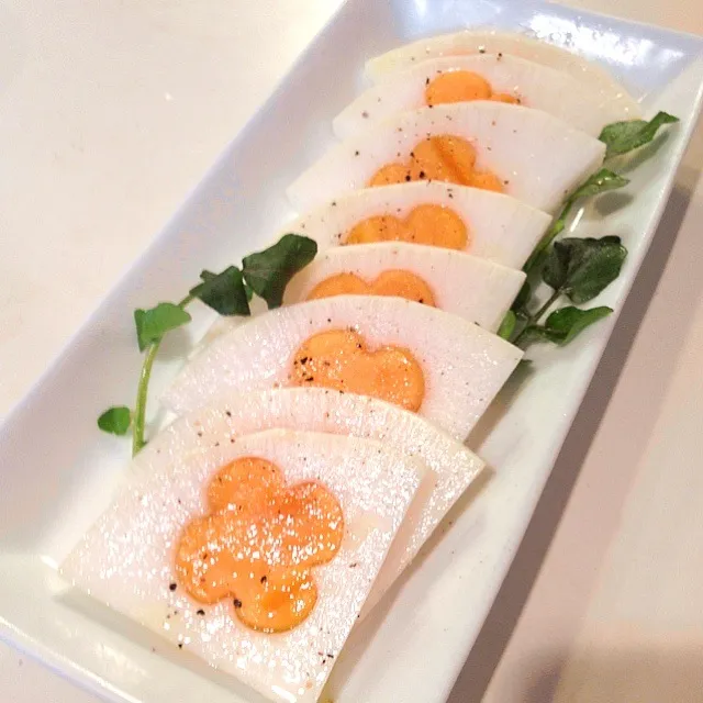 簡単4分！柿と蕪のシンプルサラダ|＊さくら＊さん