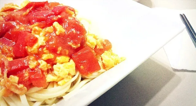 Noodles with Stir-fried Tomato and Egg 🍝🍅|Jessica Hsuさん