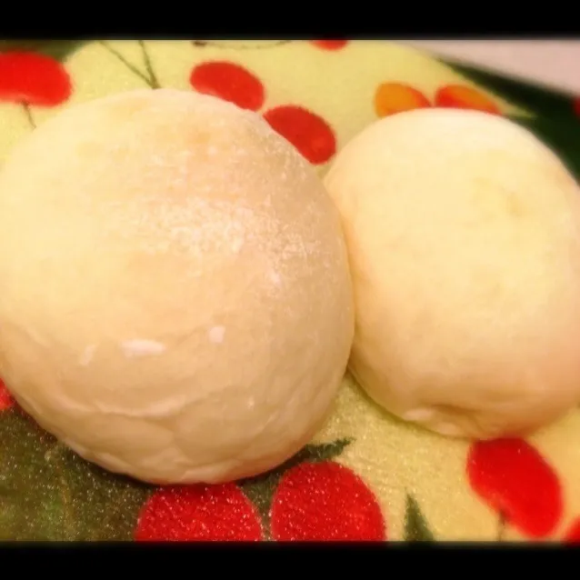 stavaさんのレシピで白パン焼きました🍎半分はりんご＆クリチ入り🍎|ベルさん