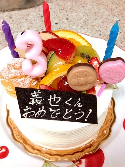 Snapdishの料理写真:息子のバースデーケーキ|大西広恵さん