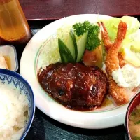 ハンバーとエビフライ定食|川良由江さん