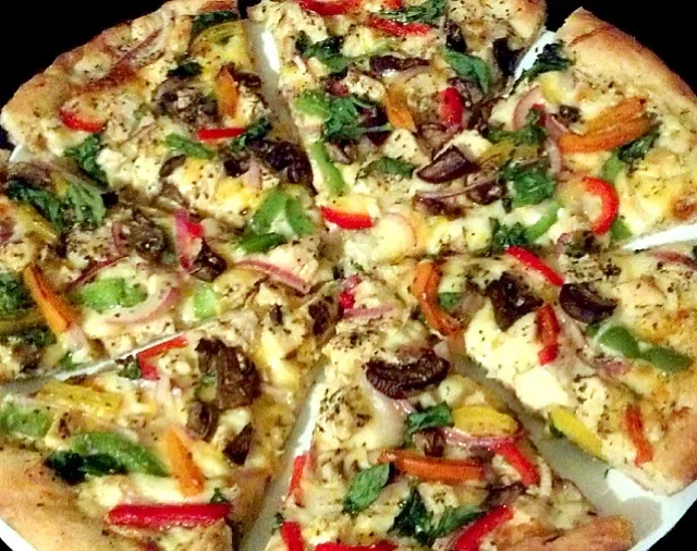 Grilled chicken and veggie pizza|Homestyle Gourmetさん