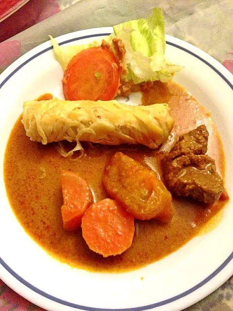 Snapdishの料理写真:Roti kirai & curry|Ahmad Nazri Mohamed Naimさん