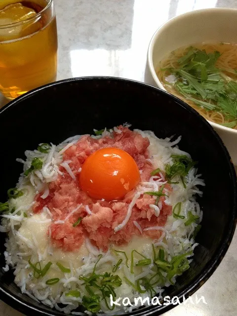 Snapdishの料理写真:ネギトロ、シラス、とろろ丼  どどぉ〜ん|かまさん