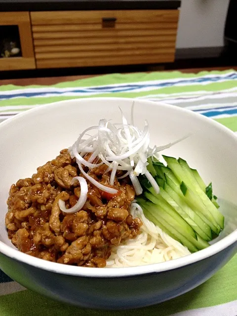 じゃーじゃー麺。|ねね子さん