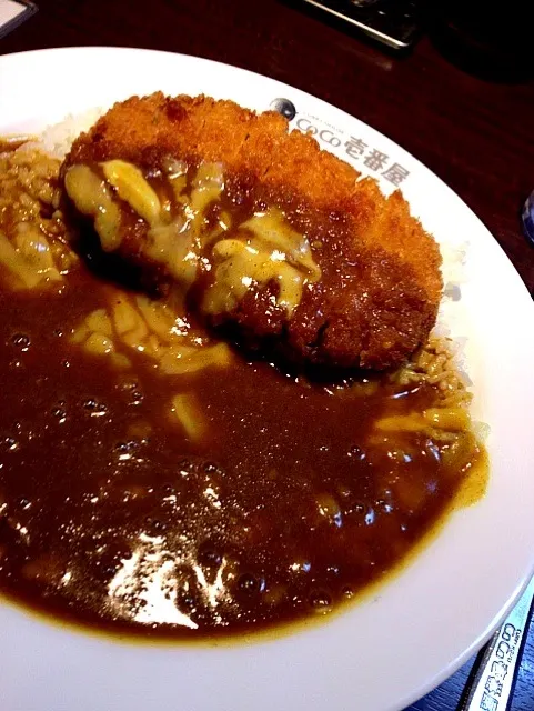 Cheese Katsu Kare อร่อยงั้นๆ|ｖ（＾＿＾ｖ）♪さん