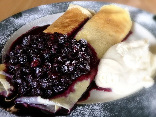 Blueberry Crepe|Jeremy Khooさん