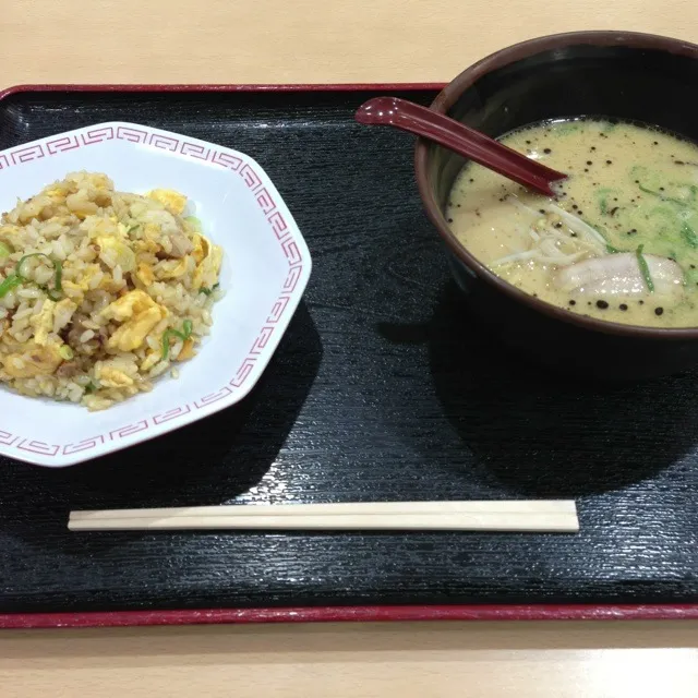 アリオでラーメン|まなみしょこらさん