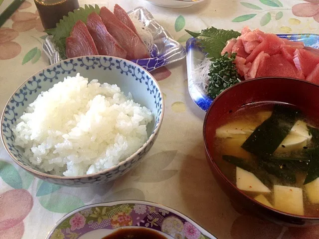 炊きたてご飯と豆腐の味噌汁|sakumaさん