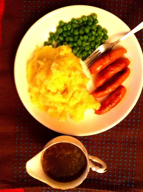 Sausage and mash|Sarah Everitt Furuyaさん