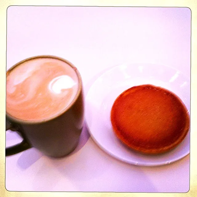 Coffee and treacle tart - Wellcome Museum Euston|Sarah Everitt Furuyaさん