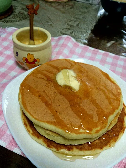 分厚いホットケーキ with自家製カスタードクリーム|みなさん