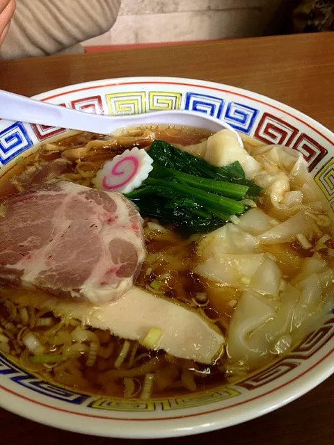 日曜日の昼はラーメン！さっぱり醤油に手打ち麺がなかなか！|furihataさん