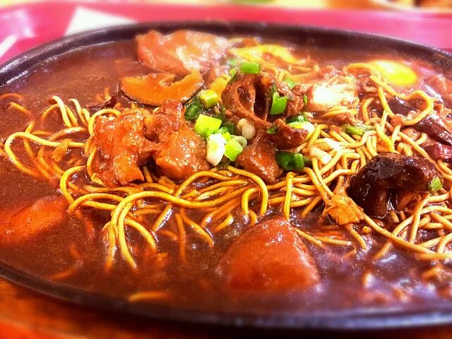 Sizzling Yee Mee|Azlina Ahmadさん