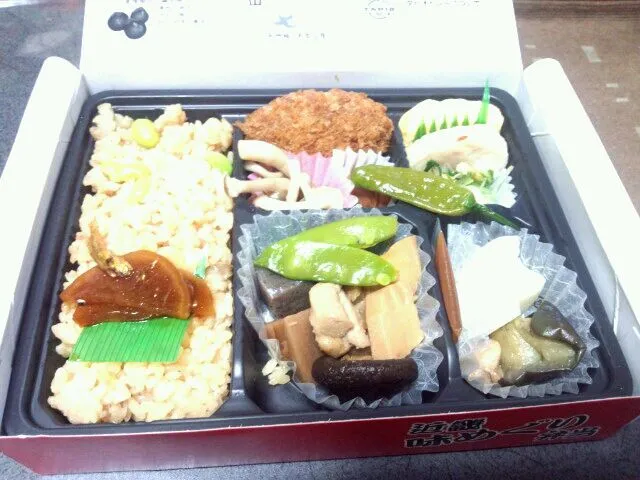 近畿味めぐり弁当|りょうさん