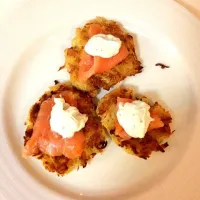 Latkes and smoked salmon|Amy Allmanさん