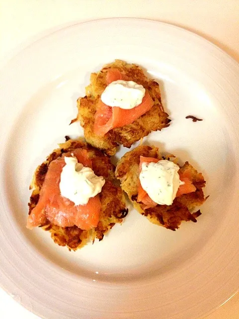 Latkes and smoked salmon|Amy Allmanさん