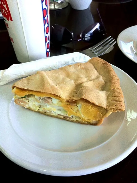 Snapdishの料理写真:Bacon & Egg Pie|Andrew Wardellさん