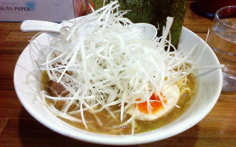 俺はヌルいラーメンが嫌いなんだよヽ(ﾟДﾟ)ﾉ|ドリームさん