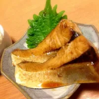 Snapdishの料理写真:ぶりの照り焼き|涼子さん