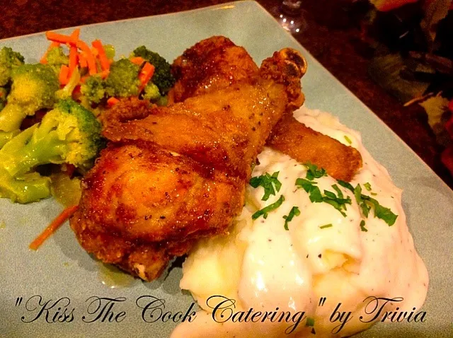 Snapdishの料理写真:Southern Styled Honey Fried Chicken with mash-potataoes and mixed veggies❤|Taste-New Americanさん