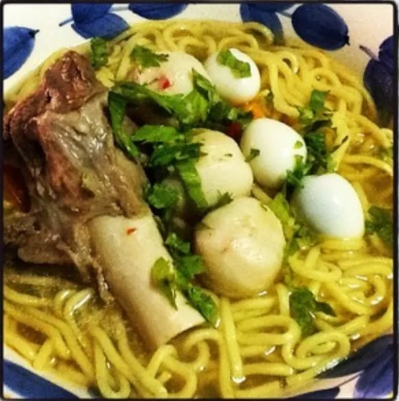 Noodle Bone Stick Soup - RR|rimarosliさん