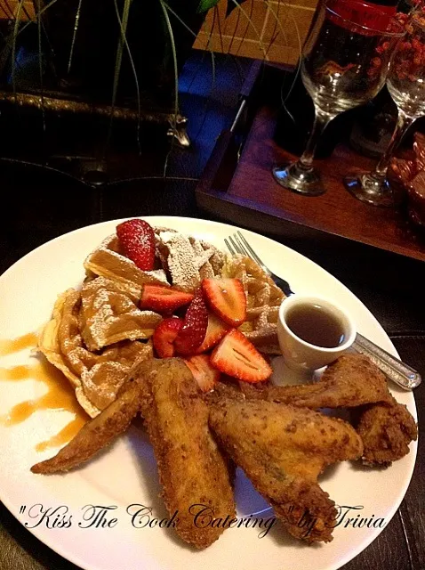 This is my Awesome Chicken and Waffles❤|Taste-New Americanさん