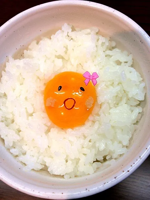 Snapdishの料理写真:Kamaさんのたまごちゃん…難しくて手が震えました。特にほっぺ！|おりぃさん