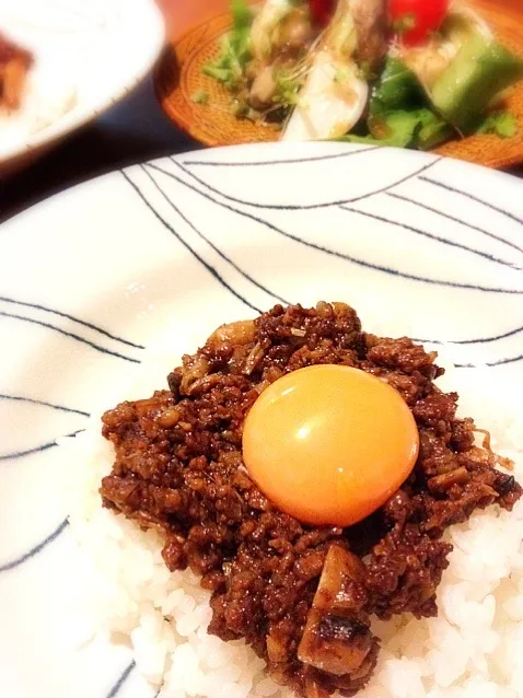 Snapdishの料理写真:きのこ入りドライカレー|akuomamさん