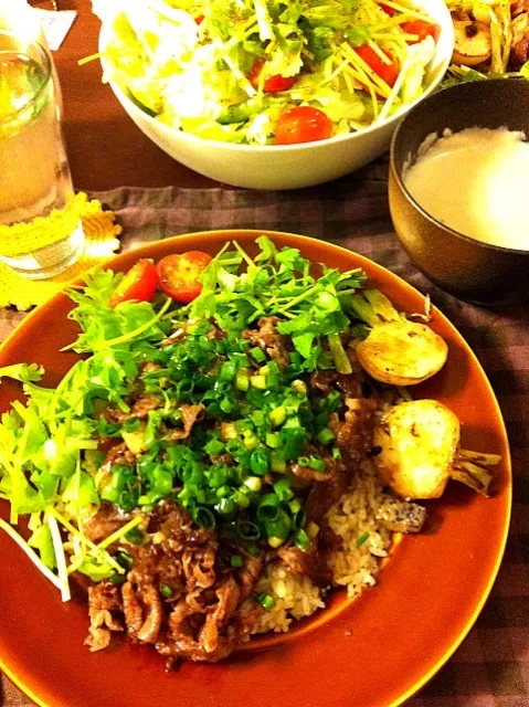 Snapdishの料理写真:焼き肉丼|はちさん