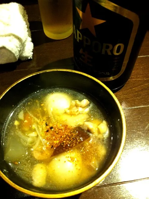 寒いのでお通しが、けんちん汁でビール|まえひろさん