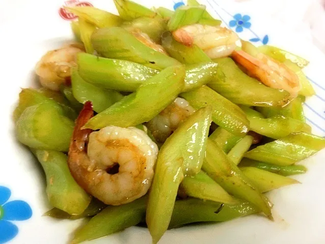 Snapdishの料理写真:Celery stir fried with shrimp|sanさん