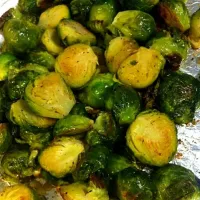 Snapdishの料理写真:Roasted Brussel Sprouts|trina phamさん